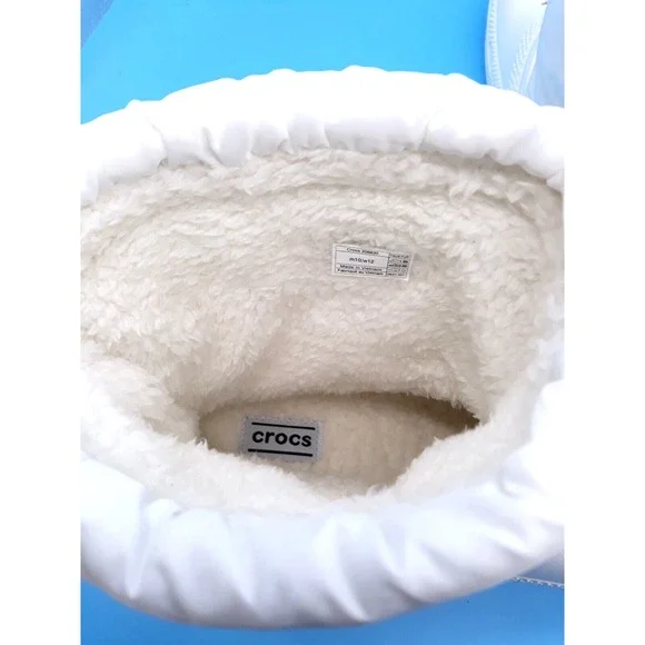 Crocs Lined Neo Puff Boots Men Size 10 / Women 12 New - Picture 8 of 12